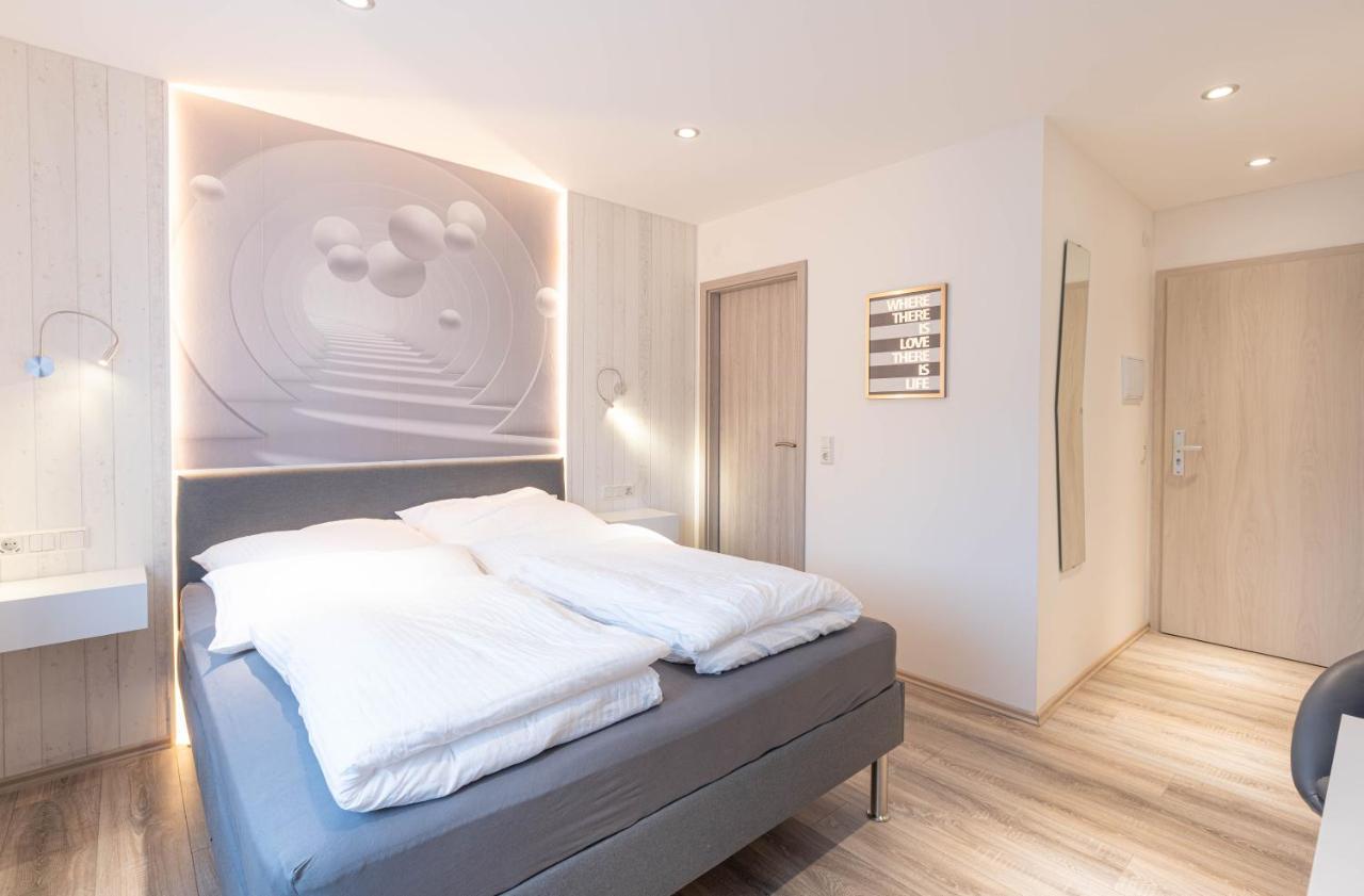 Messe-Hotelzimmer-Einzimmerappartement Леверкузен Экстерьер фото