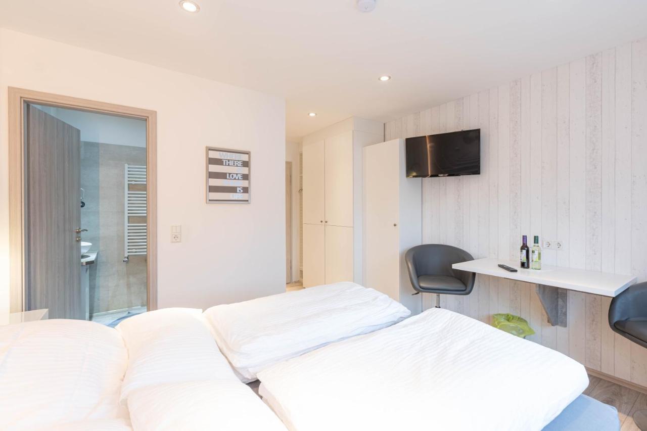 Messe-Hotelzimmer-Einzimmerappartement Леверкузен Экстерьер фото