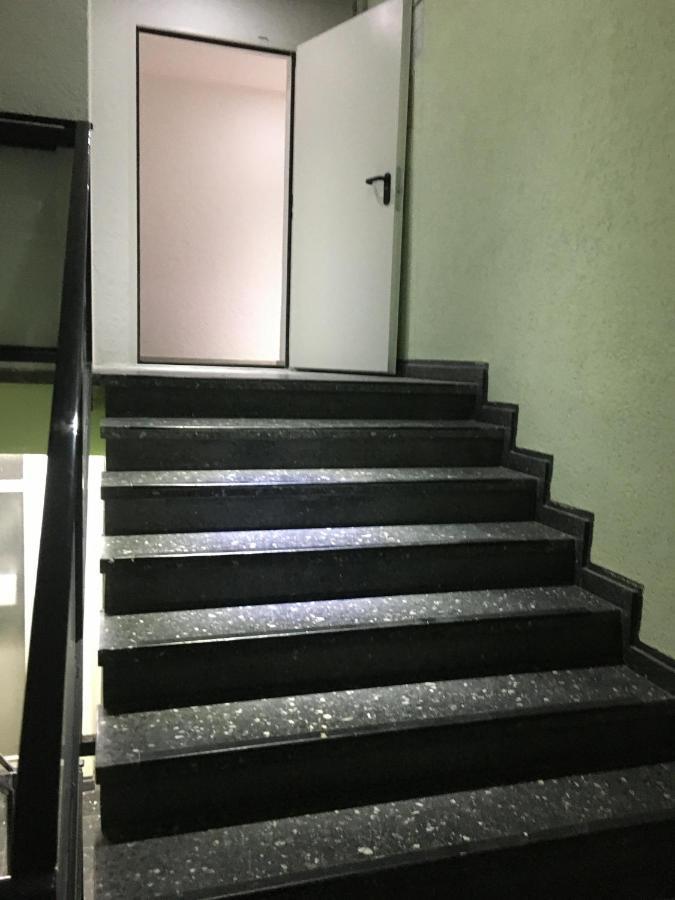 Messe-Hotelzimmer-Einzimmerappartement Леверкузен Экстерьер фото
