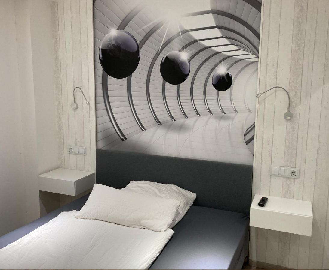 Messe-Hotelzimmer-Einzimmerappartement Леверкузен Экстерьер фото